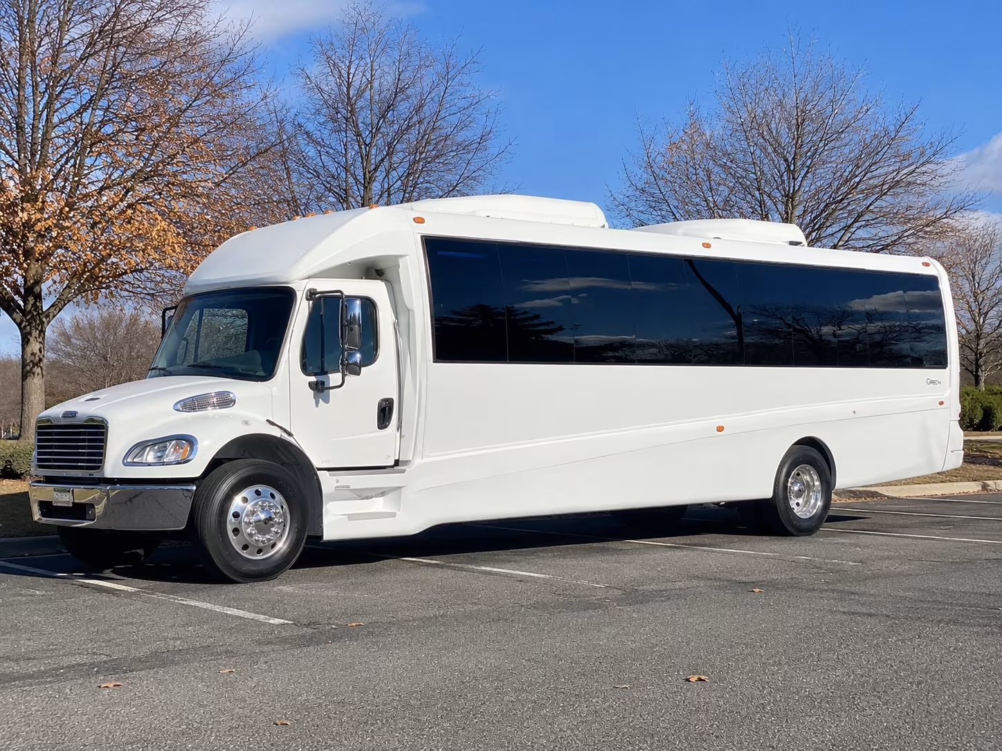 bachelor and bachelorette party buses in oceanside