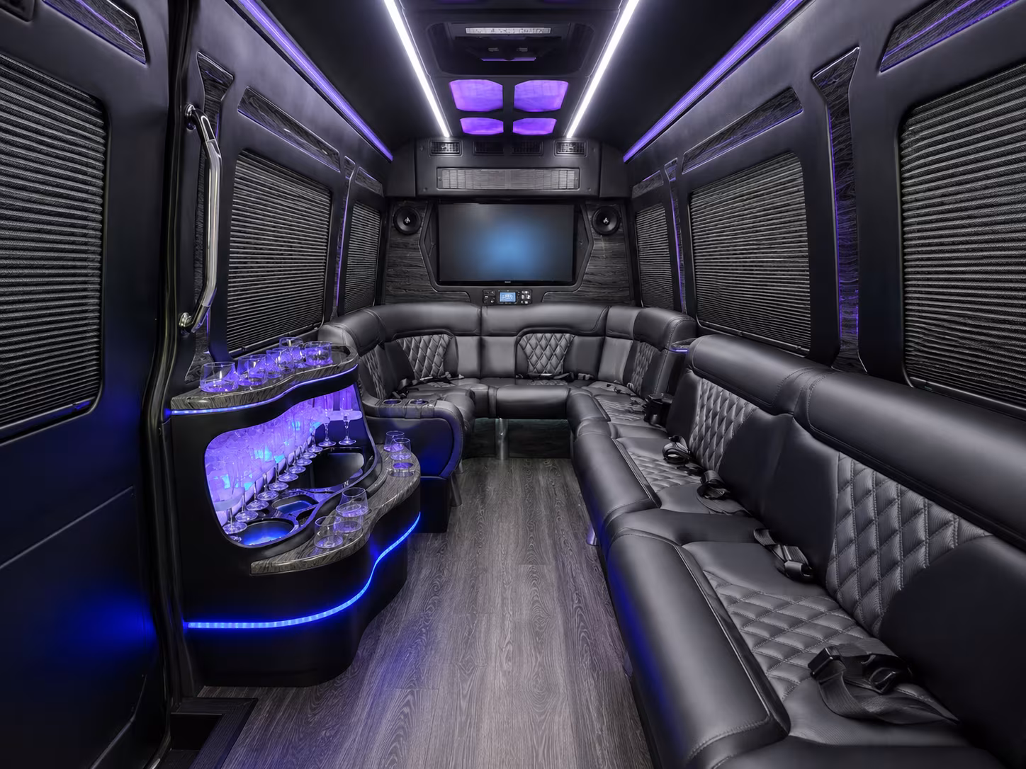 oceanside custom day trip and driving tour bus rentals